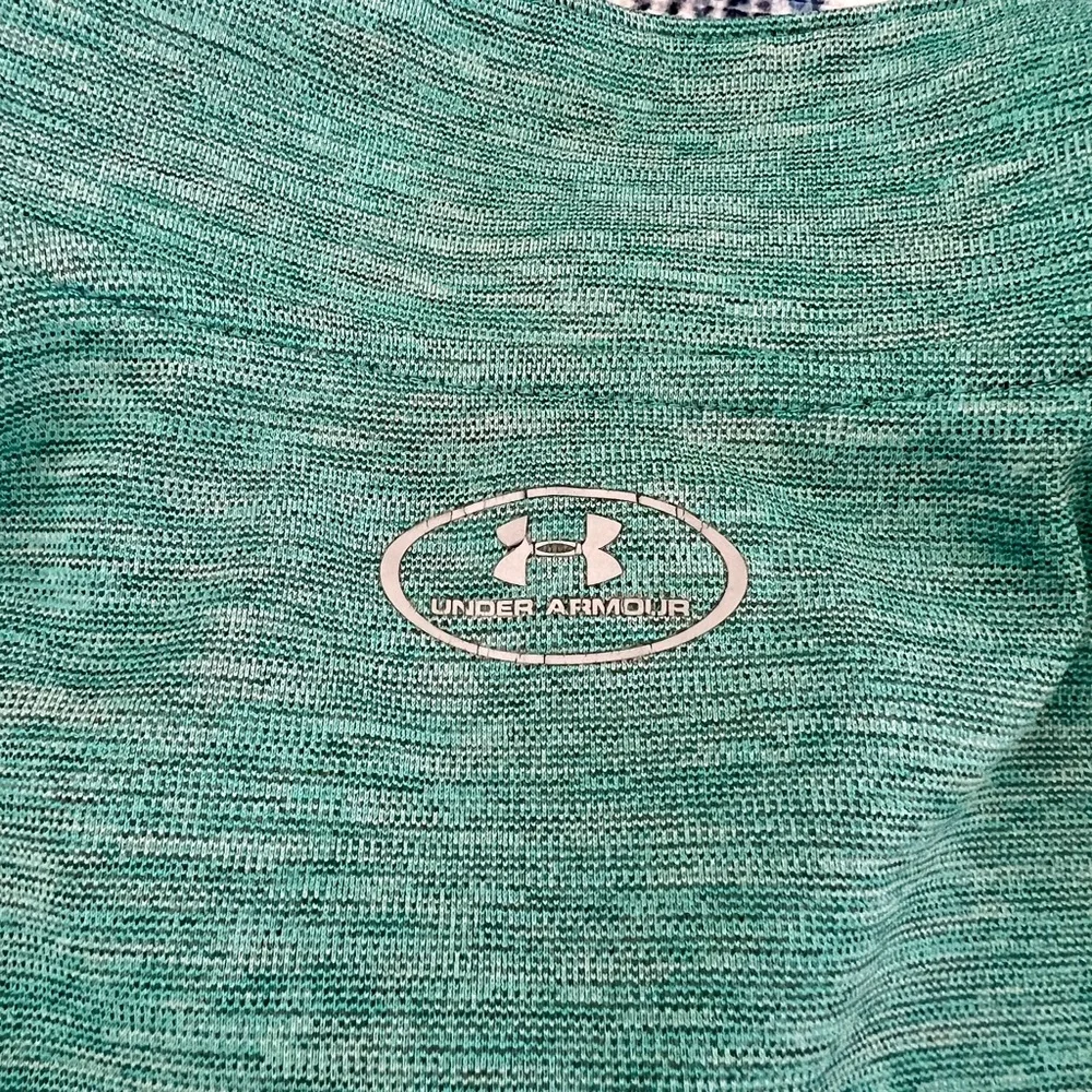Under Armour Quarter Zip Pullover - M - Picture 7 of 8